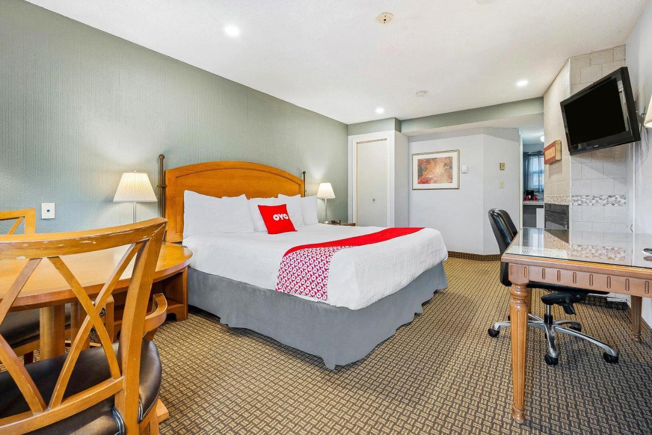 First Canada Hotel Cornwall Hwy 401 On Extérieur photo